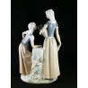 Nao / Lladro Porcelain Large Figure Talking Ladies At Well Women
